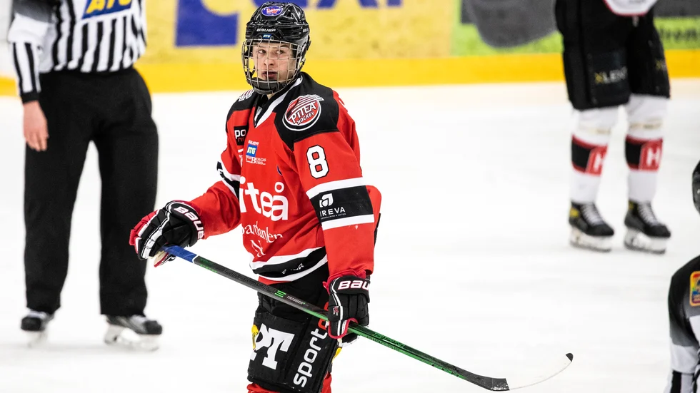 Simon Robertsson, tidigare i Piteå Hockey, försöker slå sig in i St. Louis Blues i NHL. Och i första försäsongsmatchen blev han målskytt. (Arkivbild) 