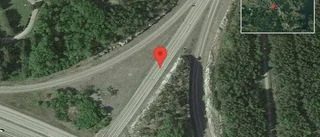 Lastbil stillastående på väg 55 - problem i trafiken