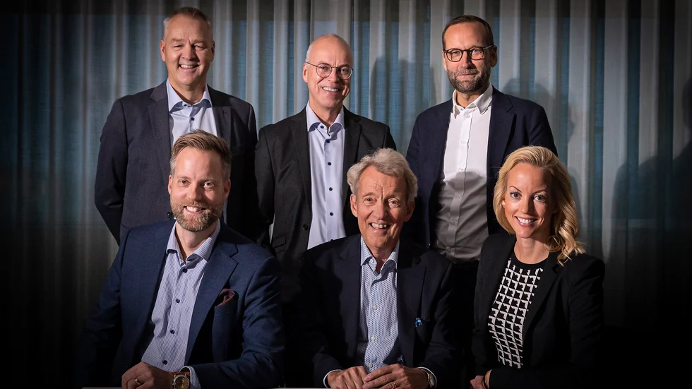 Anders Saalo, Mats Brännström och Christopher Lundström i den övre raden. Jacob Hellsten, Stefan Hellsten och Sara Axelsson i den nedre.