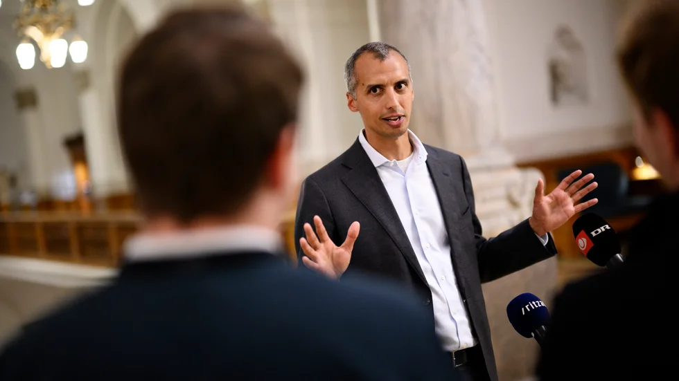 Mattias Tesfaye är invandrings- och integrationsminister i Danmarks socialdemokratiska regering. 
