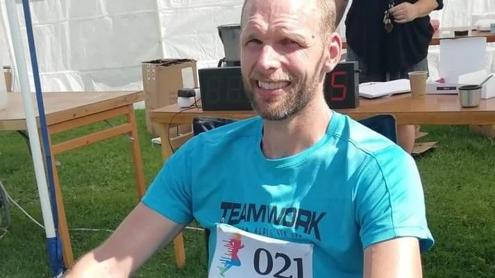 Daniel Hellmark, en nöjd två i Borlänge Backyard efter att ha sprungit slutvarvet på 33 minuter. Stallarholmsbon fick helt klart mersmak.