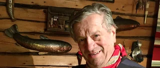 Minnesord: Eero Kulluvaara    