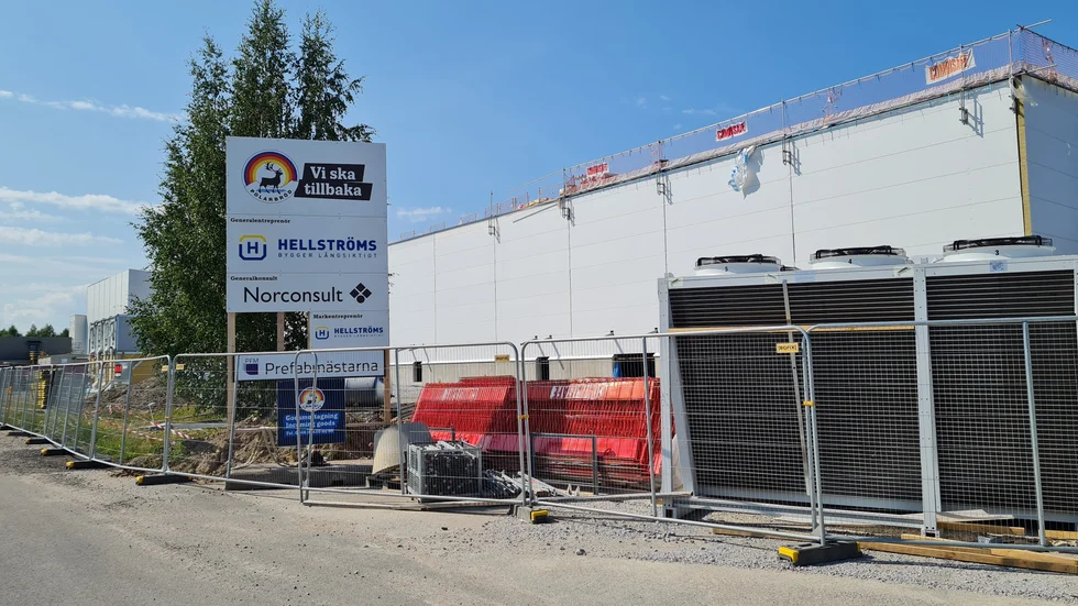 Byggarbetsplatsen vid bygget av Polarbröds nya fabrik har haft påhälsning av någon som har stulit verktyg till ett värde av 100 000 kronor.