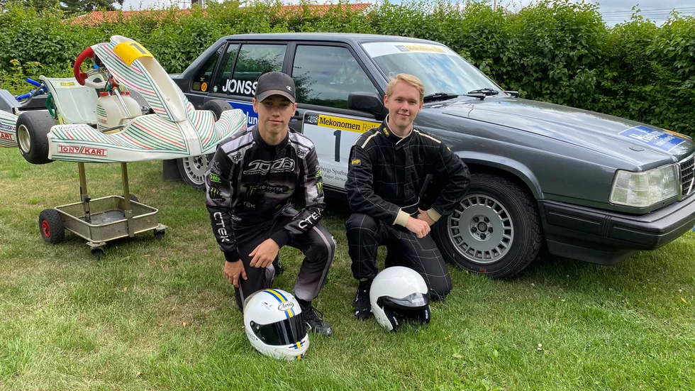 Det skiljer bara två år i ålder mellan Junior (t v), 14, och Wilmer Jonsson, 16. De är laddade för att få tävla igen nu när sjuktalen i pandemin går nedåt.
