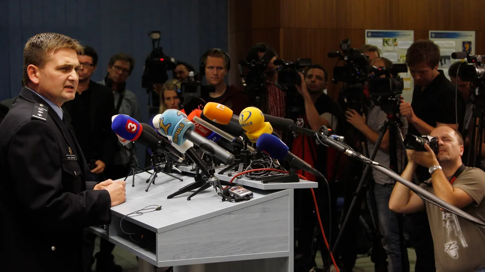 Senatorn Martin Cervícek, på bilden från 2012 alltjämt polischef, fick se sitt förslag om stärkt skydd för vapenägare antaget av parlamentet. Arkivbild.