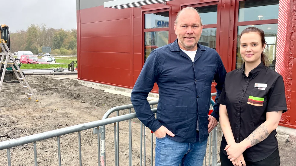 Peter Eriksson Jingryd och Michaela Karlsen är förhoppningsfulla inför den nyrenoverade restaurangen. 