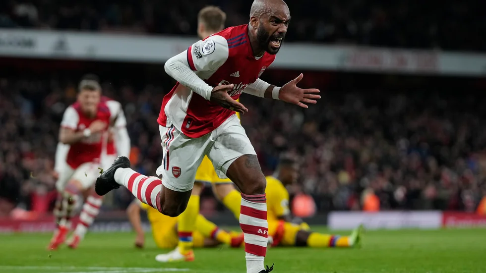 Alexandre Lacazette gjorde 2–2 i matchens absoluta slutskede.