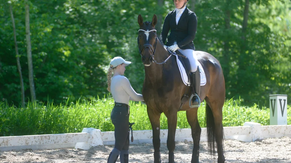 Lina Dolk och Languedoc (inte på bilden) vann helgens tävling i Billdal och har fortfarande en viss chans att ta sig till final i Lövsta Future Challenge. Fyra starter räknas och om Lina startar i Jönköping får hon ihop tre kval.