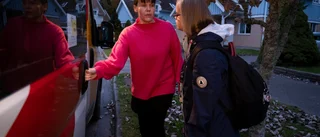 Färdtjänsten fyller bilarna igen – Julia, 22, riskerar att bli allvarligt sjuk om hon får covid-19