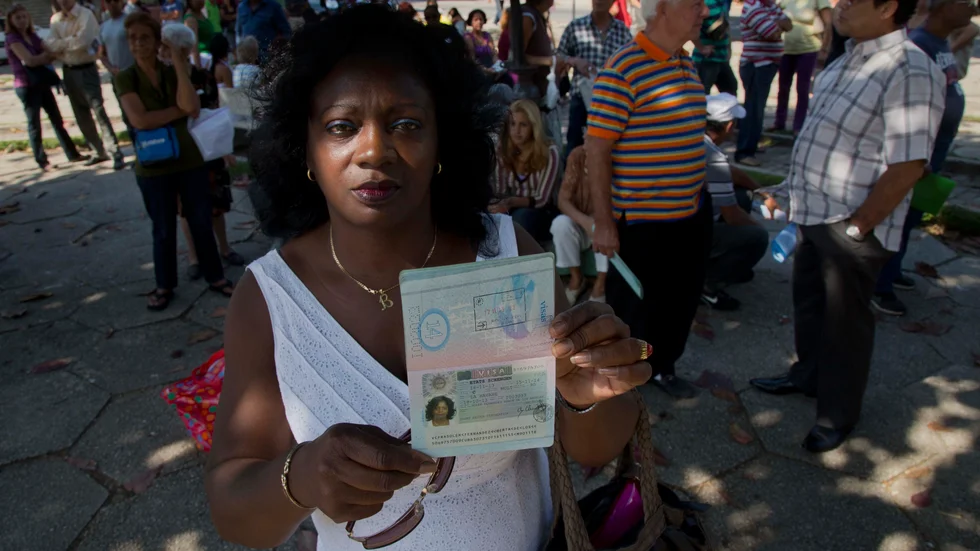 Berta Soler, som leder den kubanska oppositionsgruppen Kvinnor i vitt, har frihetsberövats inför dagens demonstration. Arkivbild.