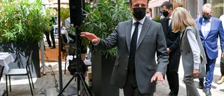 Man som örfilade Macron döms till fängelse