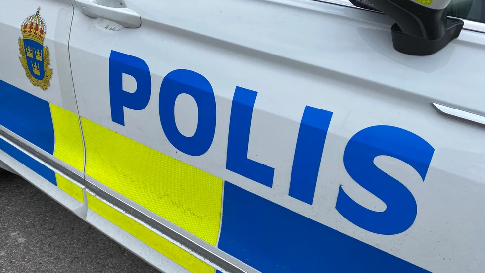 Polisen beordrades till Berga vid halv två idag, med anledning av ett bråk. 