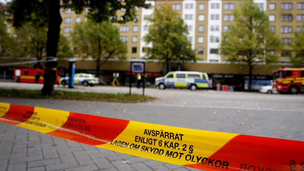 Men om tisdagens sprängning var uppsåtlig är det ändå en skillnad i art och inte bara grad.