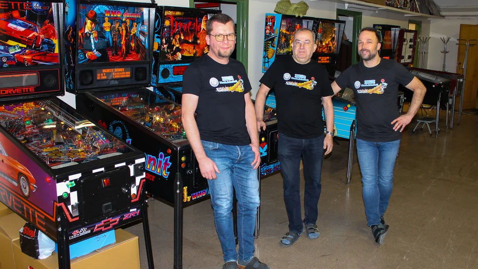 Daniel Thuresson, Jan Gustavsson och Magnus Larsson har drivit Motala arkadhall sen 2010.  