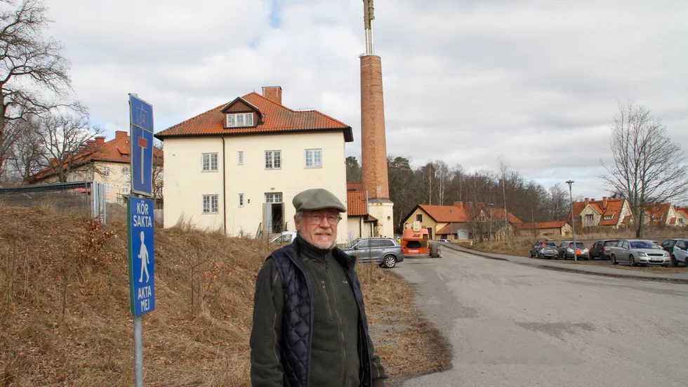 Håkan Askelöf blev överrumplad när han insåg att panncentralens högsta skorsten var på väg att decimeras.