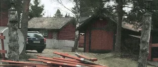 Eskilstunaadvokat nekas ersättning efter staketbråk