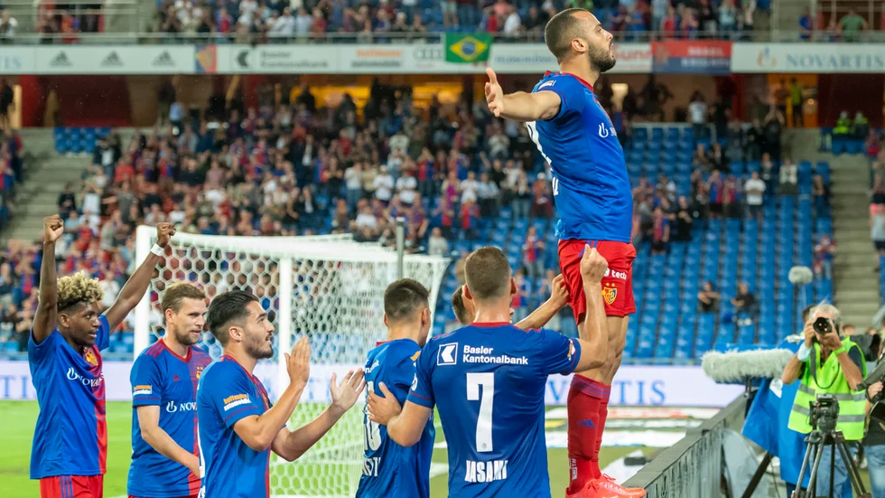 Arthur Cabral sänkte Hammarby med två sena mål.