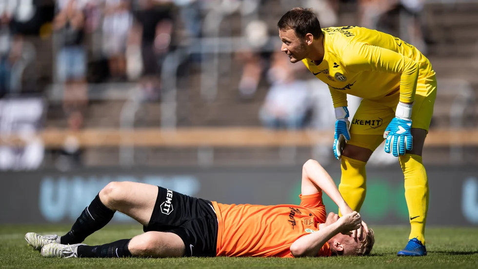 Anton Fagerström spikade länge igen, men i slutminuterna avgjorde topplaget Landskrona.