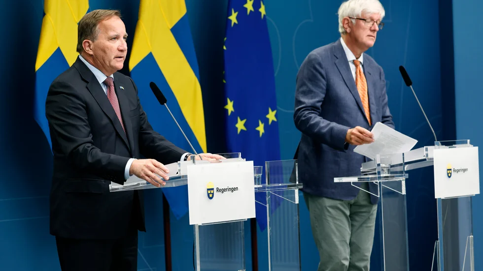 Folkhälsomyndighetens generaldirektör Johan Carlson talar under en digital pressträff om coronarestriktioner. Vid pressträffen medverkar även statsminister Stefan Löfven (S) och socialminister Lena Hallengren (S).