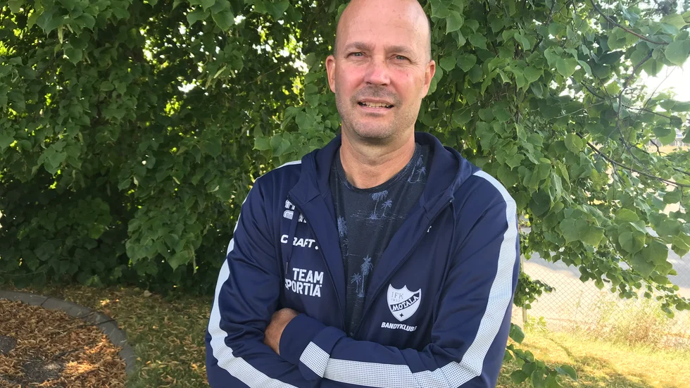 Tränaren Mattias Sjöholm säger att den självklara målsättningen för IFK Motala i vinter är att bli bättre än förra säsongen. Det betyder alltså att siktet sätts på kvartsfinal.