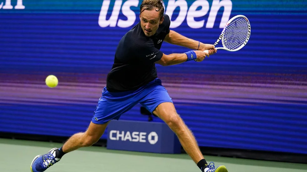 Daniil Medvedev vidare i US Open.