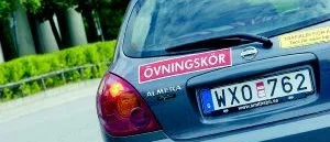 Brist på tid och pengar  
hindrar unga ta körkort