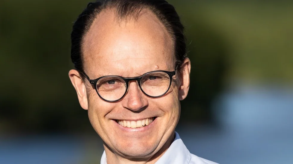 – "Nej, till höghastighetsbanor och istället satsningar på befintlig järnväg med mer dubbelspår och säkrad trafik, inklusive snabb utbyggnad av Norrbottniabanan hela vägen", skriver Hans-Peter Carlson, Tärnaby (L), riksdagskandidat och ordförande Liberalerna Västerbotten.