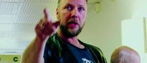 Persbrandt exporterar pappaledighet