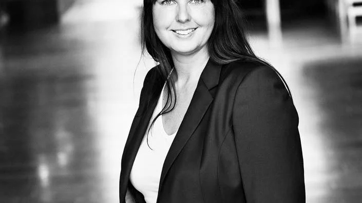 I ropet. Charlotta Mellander, professor i nationalekonomi vid Jönköping University, har citerats flitigt på VT:s hemsida. Hennes forksningsfält är urbanisering, och vad som gör orter attraktiva.