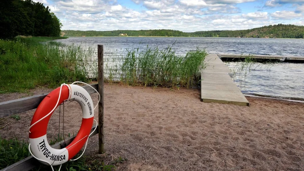 Många stannar hemma under semerstern för att det inte finns någon information på nätet.