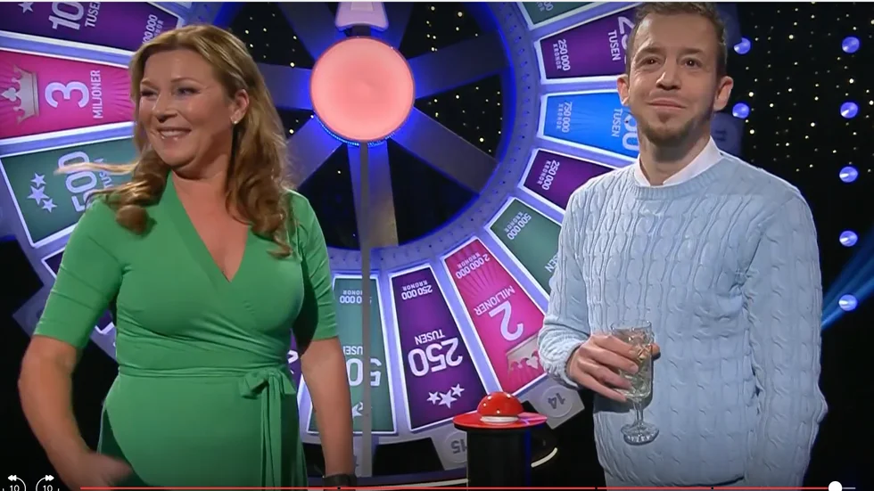 Martin Preusse fick snurra hjulet i Bingolott. Lotta Engberg var imponerad över hans lugn, i alla fall till en början. När det var snurrdags blev han mer nervös.
