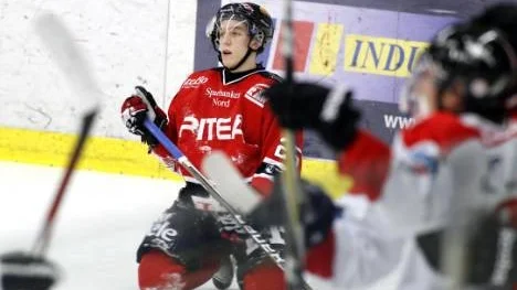 Jens Holmström och hans Piteå Hockey fick bara med sig en poäng från helgens bortaturné i allettan.