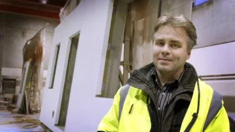 Den svåra prövningens tid tycks vara över för Rolf Skoog, vd vid Betongmästarna i Öjebyn. I går signerade han kontraktet för en stororder som räddar jobben vid företaget.