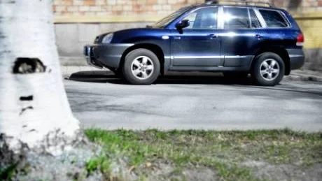 LURAD PÅ BILEN. En ny form av bedrägeri har nått Luleå. Bedragaren påstår sig vara handikappad och inte kan betala bilen förrän han fått pengarna av försäkringskassan.