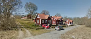 45 kvadratmeter stor stuga i Borggård, Hällestad såld för 700 000 kronor