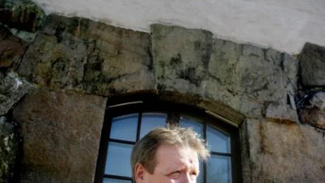 ROCKADEL. Billy Bremner, gitarrist som spelat i legendariska Rockpile visade framföttrna på Krokodil.