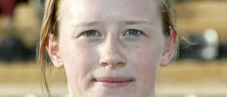 Lena kvar på tyskt sjukhus
