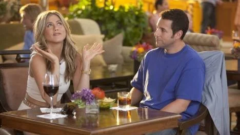 Du blir med största säkerhet betydligt gladare om du bara låtsas se "Min låtsasfru" med Jennifer Aniston och Adam Sandler.