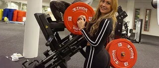 Fystränaren öppnar ett gym