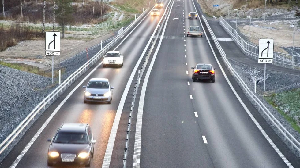 64 procent, anser sig vara helt eller delvis beroende av bilen för att få vardagen att fungera, skriver företrädare för MHF.