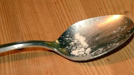 SALT. Efter upphettning av vatten från dräneringsröret återstod denna saltmängd.