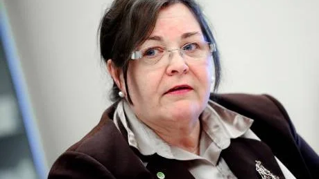 PÅ KOMMUNNIVÅ. Sedan två år tillbaka tar rektor och elevhälsoteamet hand om resultatet av undersökningen. "Styrkan ligger i att varje kommun får siffror om sig själva", säger Agneta Granström, folkhälsoråd.