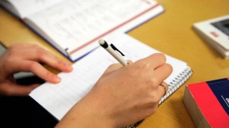 "Det behövs mer humaniora på våra tekniska universitet. Civilingenjörsstudenter ska inte bara kunna räkna det måste kunna läsa och förstå världen i andra termer än den kausalitet som fysiken lär ut", skriver Felix Antman.