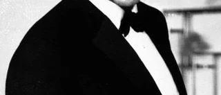 Bond-manus auktioneras ut