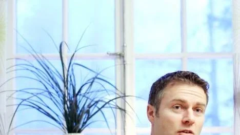 "Vi kommer ifrån oljeberoendet, förbätrar miljön och sparar pengar", säger SCAs operative chef Jens Rieglert om investeringen i ny mesaugn.