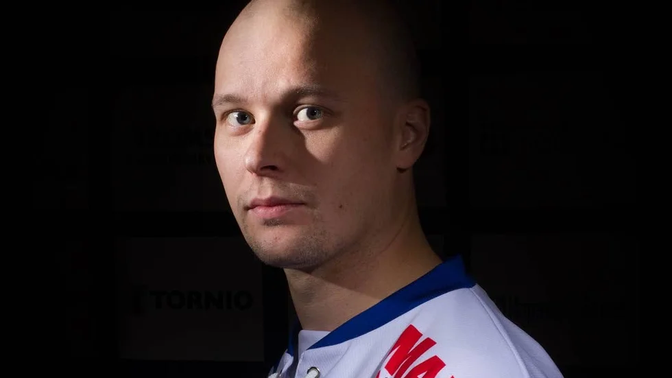 Förlängde. Hannu Mokko har skrivit på för ytterligare en säsong i HT Bandy.