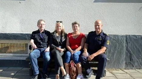 SAMSYN. Större samsyn på alkoholfrågor i Norrbotten diskuterades när samtliga av länets alkoholhandläggare träffades i Överkalix. Erik Nilsson, Astrid Isaksson, Ingbritt Dahlquist och Anders Ekersund var fyra av deltagarna under mötet.