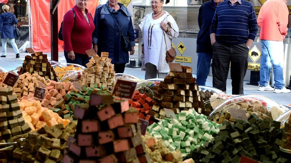 Inte bara mat. Engelsk fudge brukar ingå i utbudet.