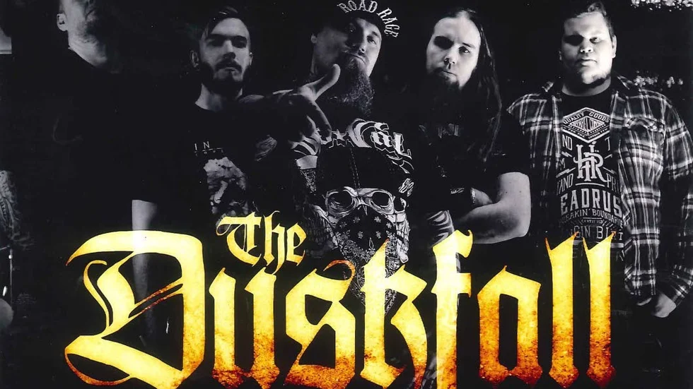The Duskfall drar till Japan.