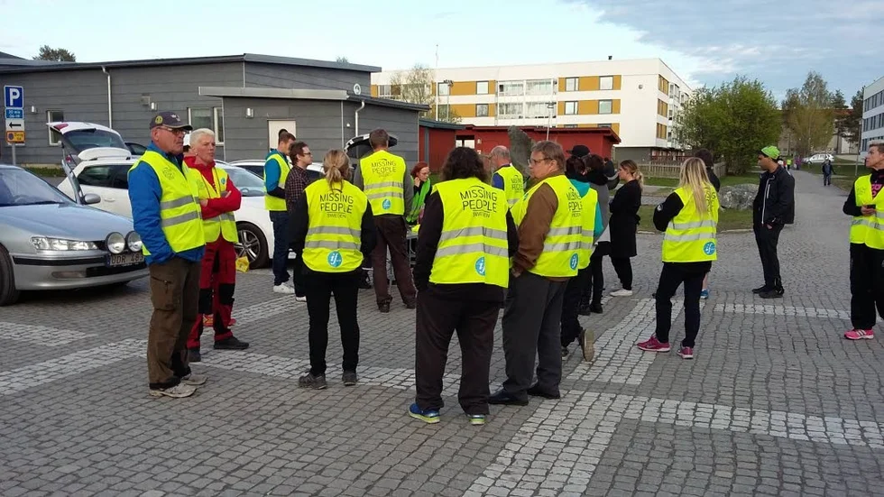 Sökte. Missing people deltog i sökande av mannen som hittades vid liv vid 20-tiden.